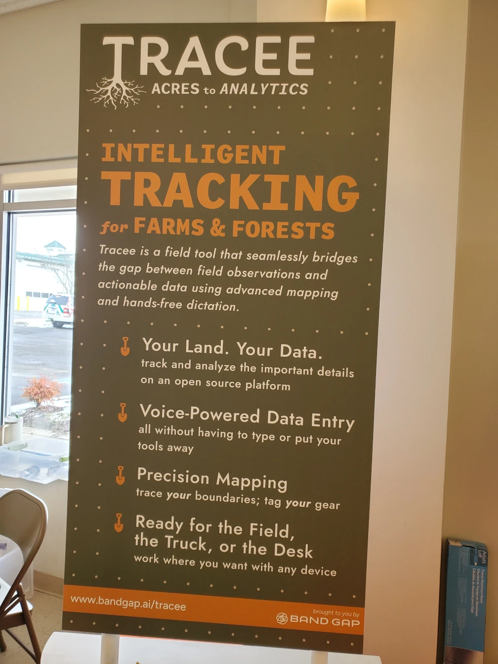 Tracee Intelligent Tracking Poster